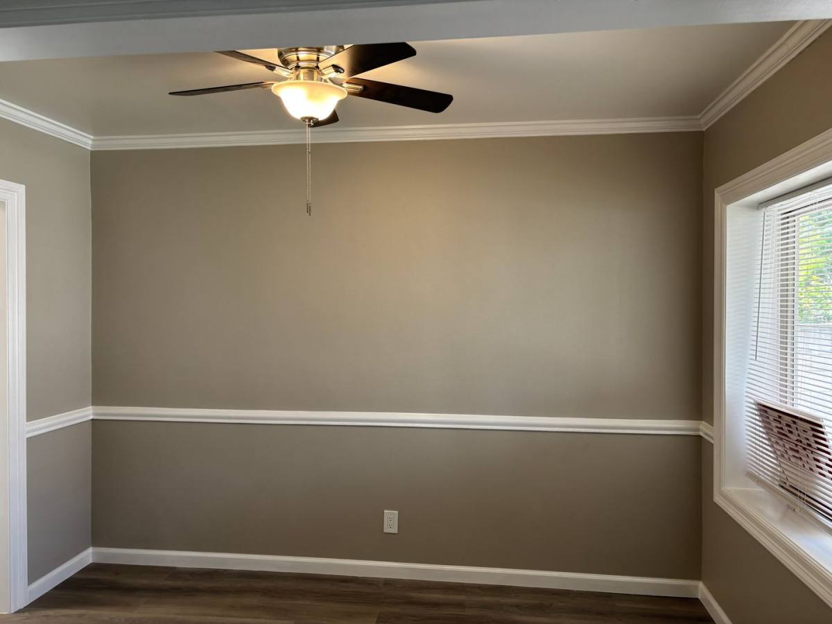 Apartment for rent at 10822 Hartsook St, North Hollywood, CA 91601