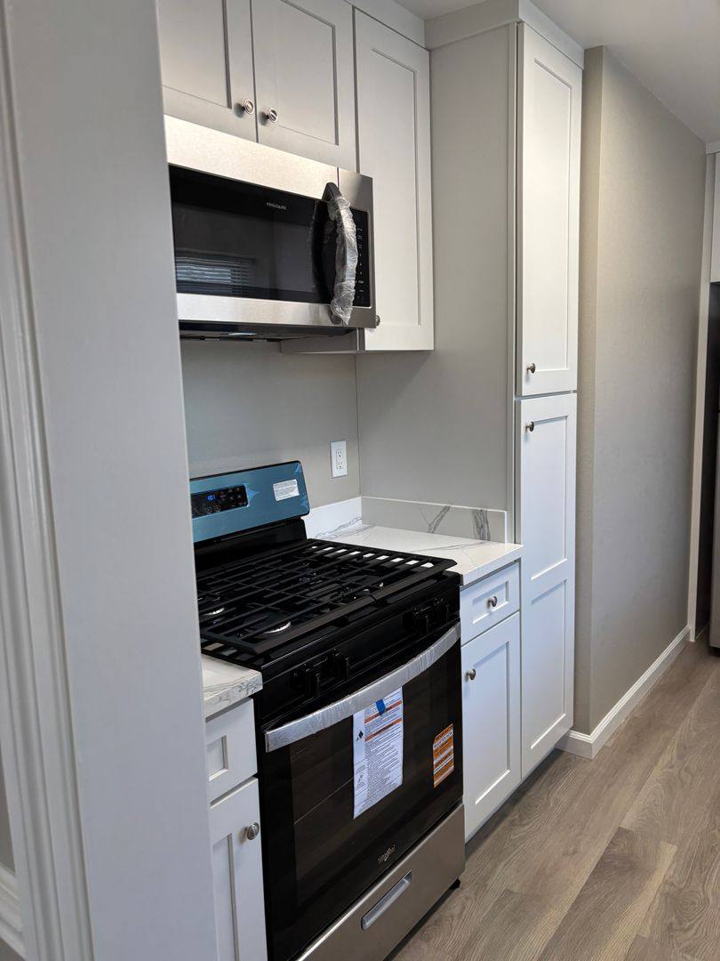 Apartment for rent at 10822 Hartsook St, North Hollywood, CA 91601