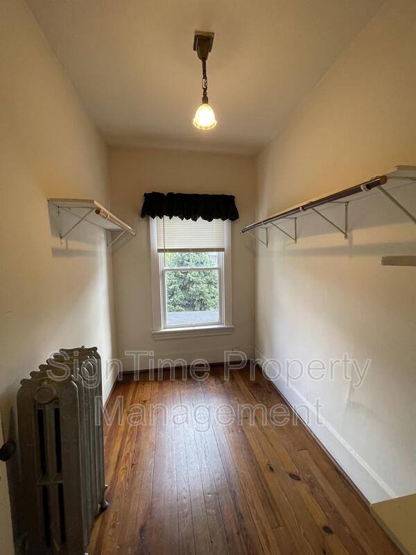 Apartment for rent at 825 Hamilton Blvd #B, Hagerstown, MD 21740