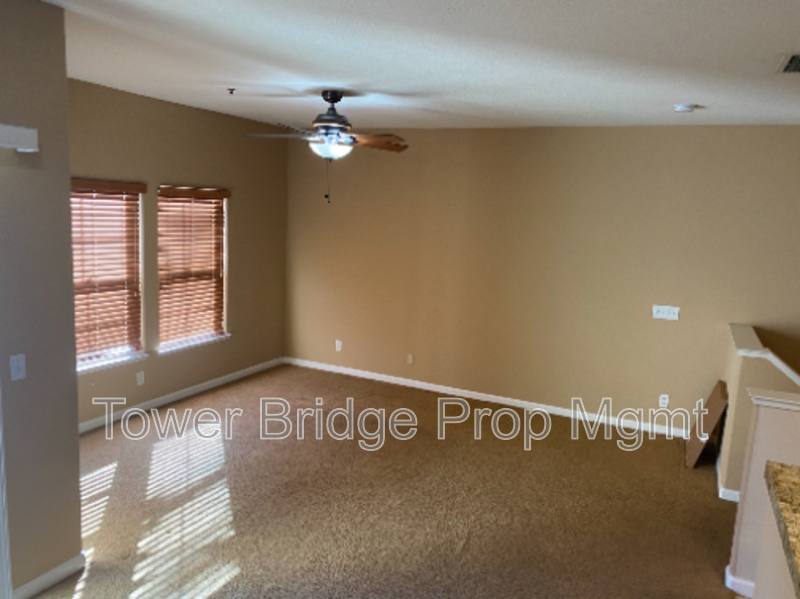Condo for rent at 3301 N Park Dr #1411, Sacramento, CA 95835