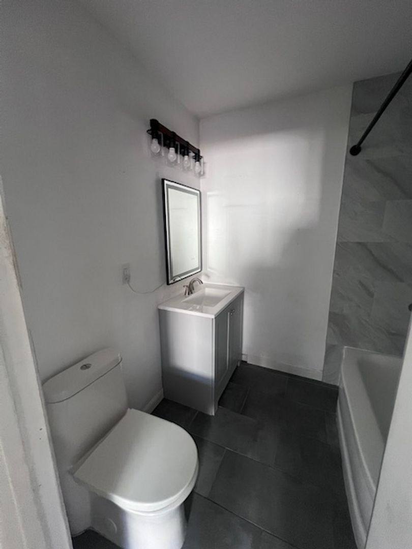 Apartment for rent at 1327 N Pennsylvania Ave, Colton, CA 92324