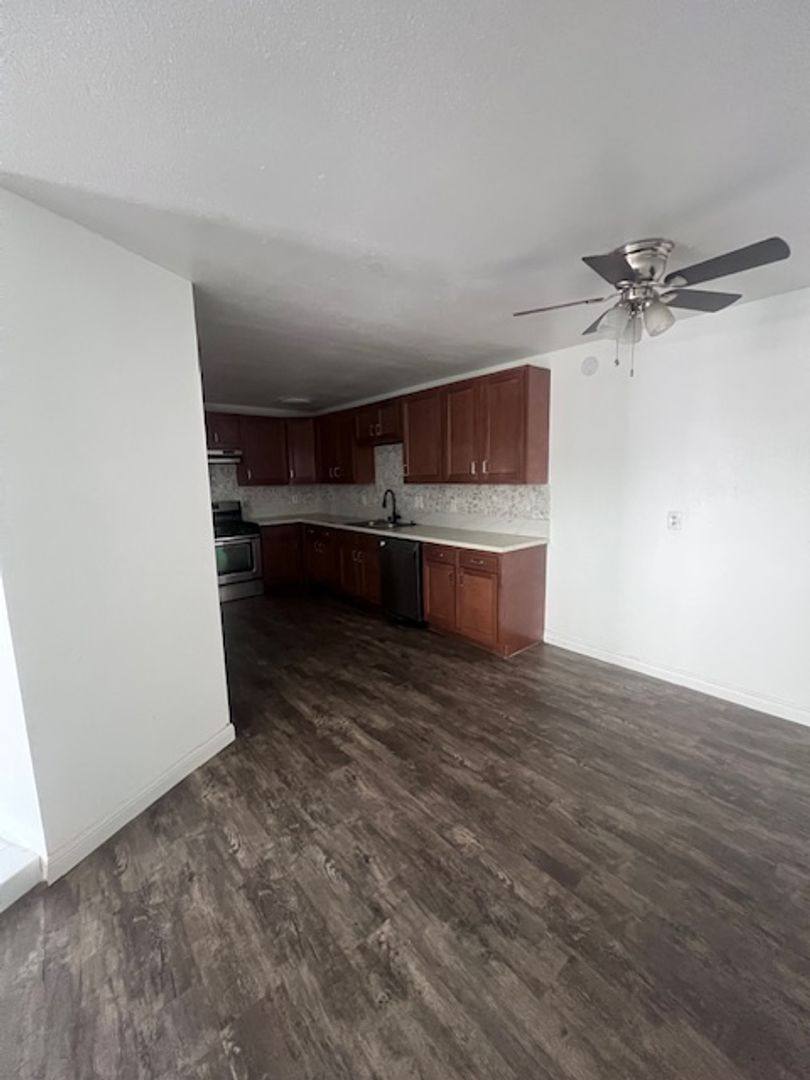 Apartment for rent at 1327 N Pennsylvania Ave, Colton, CA 92324
