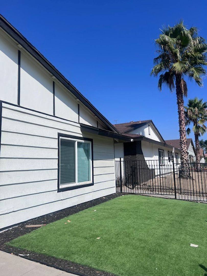 Apartment for rent at 1327 N Pennsylvania Ave, Colton, CA 92324