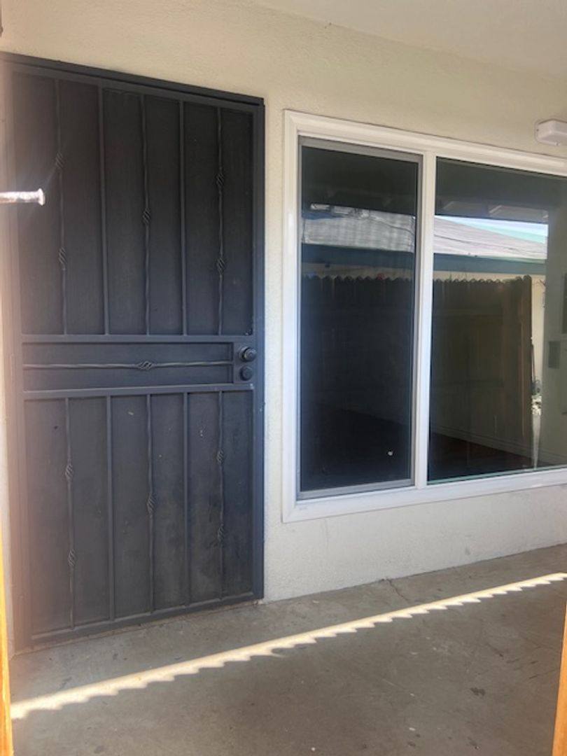 Apartment for rent at 1327 N Pennsylvania Ave, Colton, CA 92324