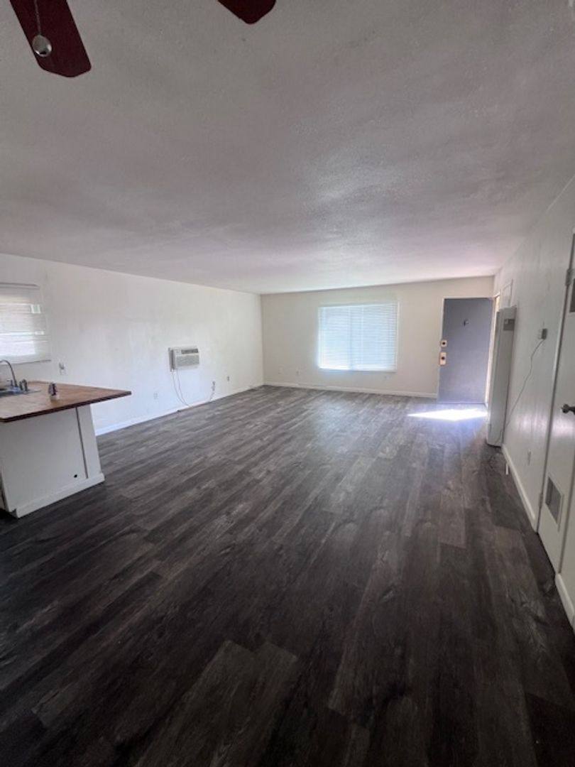 Apartment for rent at 1331 N Pennsylvania Ave, Colton, CA 92324