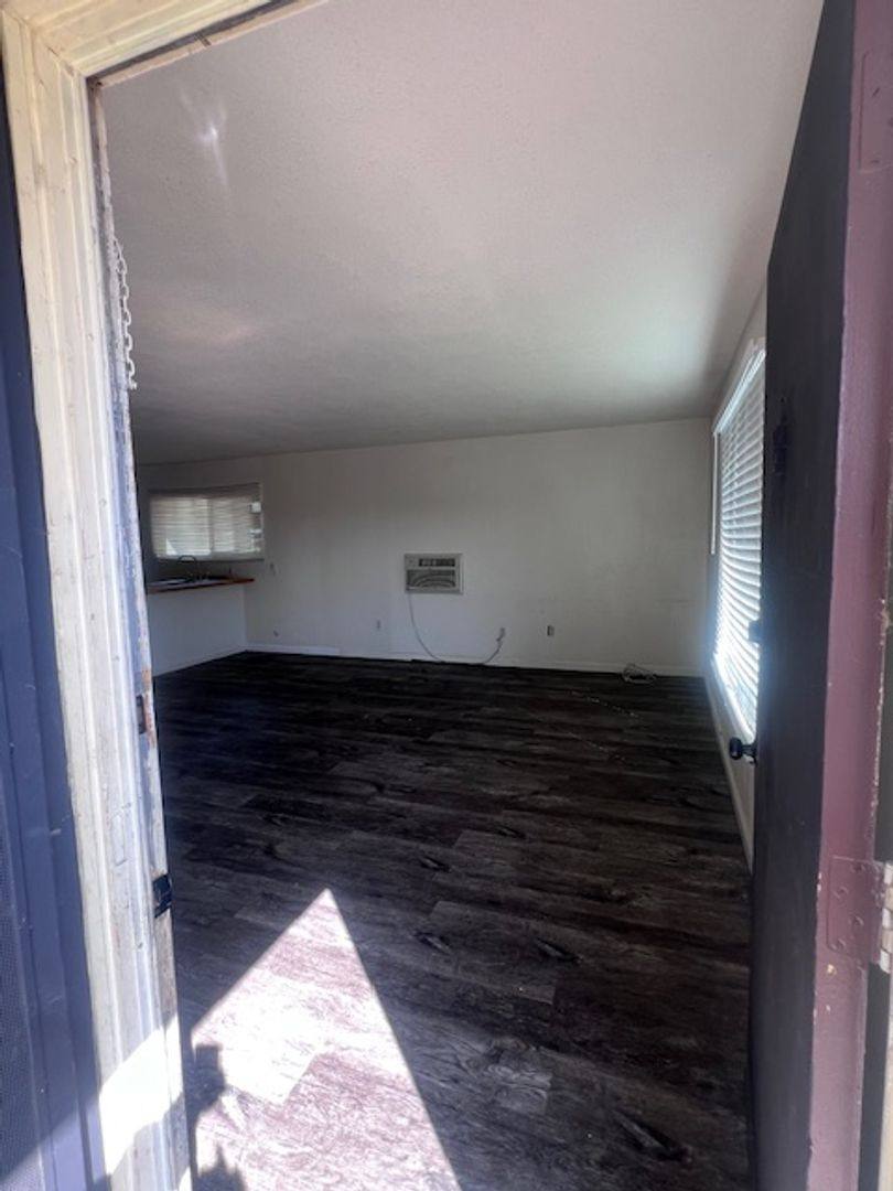 Apartment for rent at 1331 N Pennsylvania Ave, Colton, CA 92324