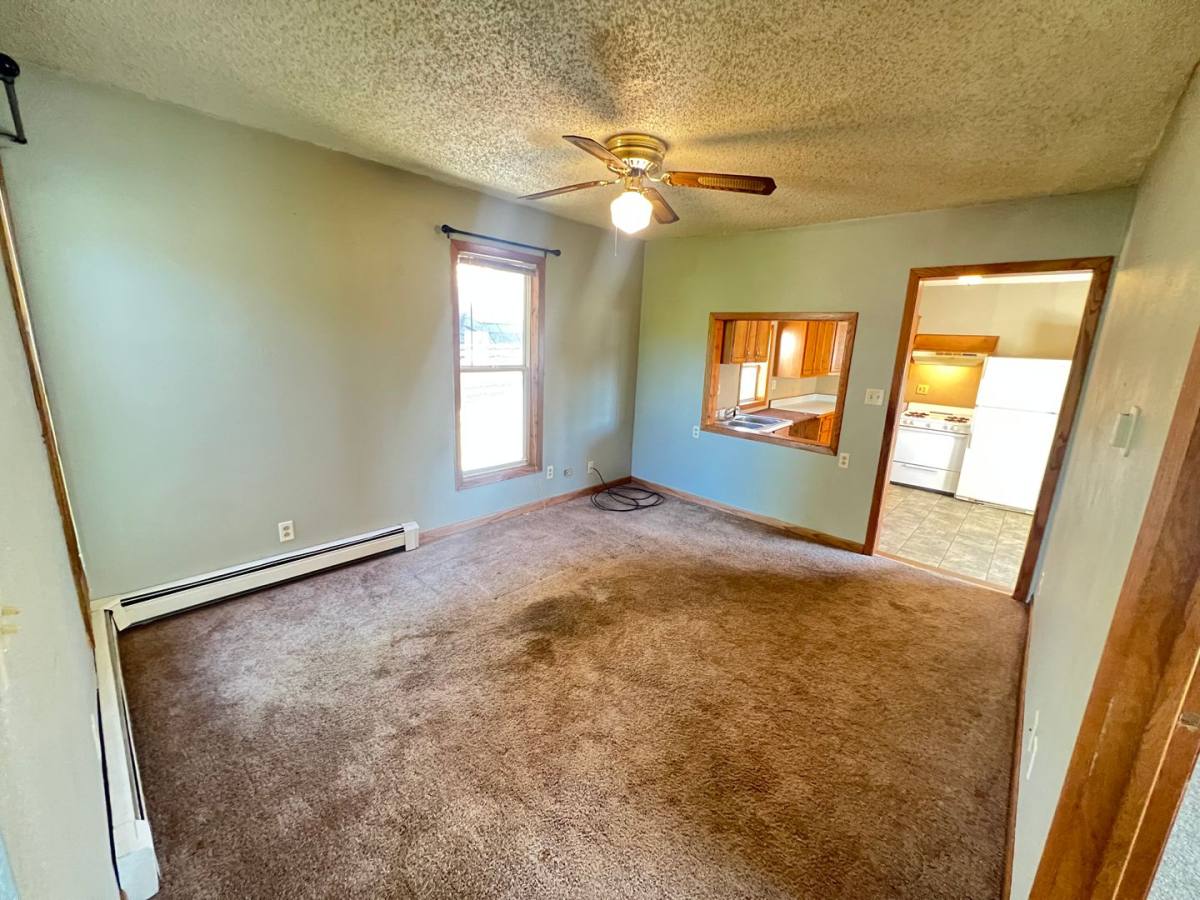 Apartment for rent at 2014 1 2 Banks Ave, Superior, WI 54880