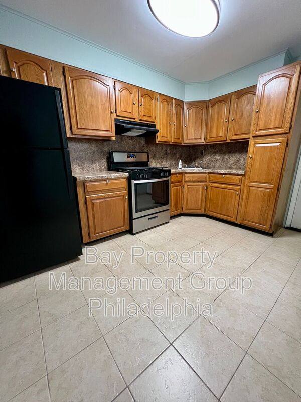 Townhouse for rent at 3319 Brandywine St, Philadelphia, PA 19104