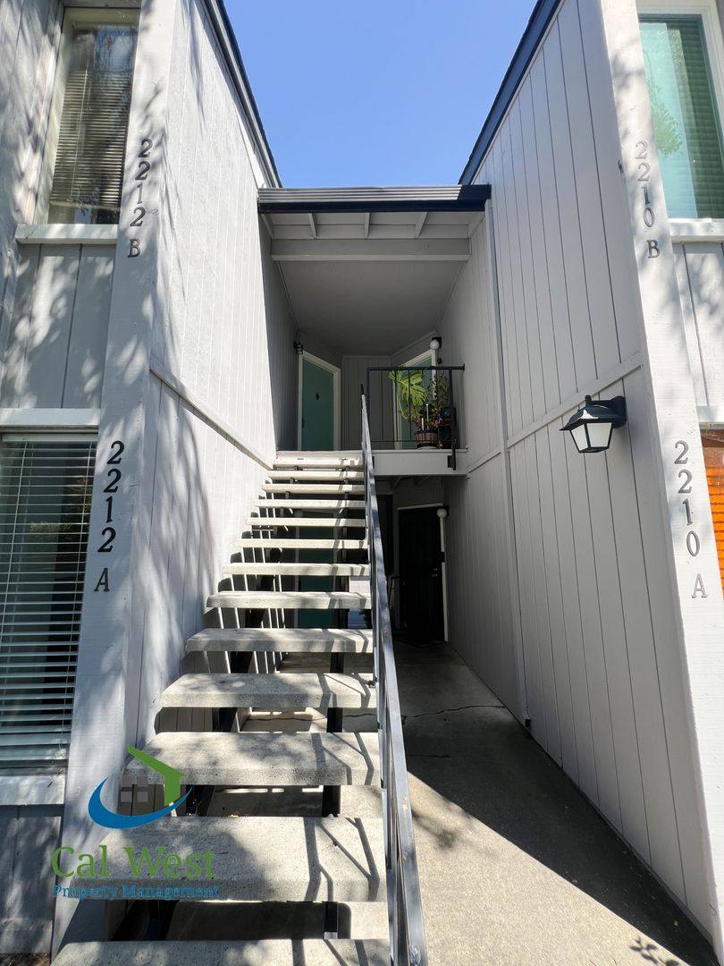 Apartment for rent at 2212 Almaden Rd, San Jose, CA 95125
