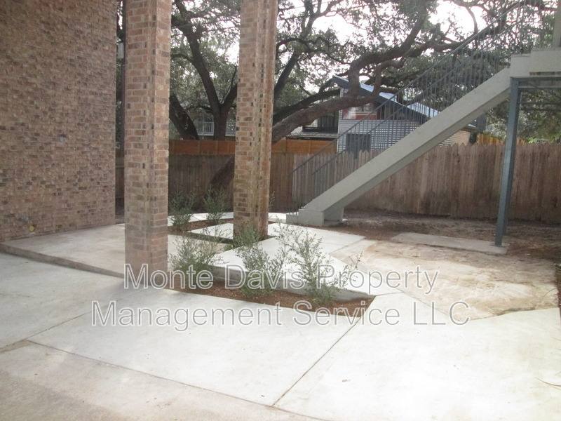 Apartment for rent at 513 S Park Dr #304, Austin, TX 78704
