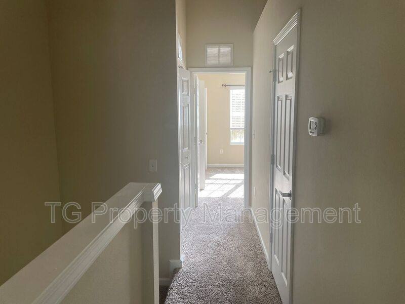House for rent at 7665 Merchants Way, Jacksonville, FL 32222