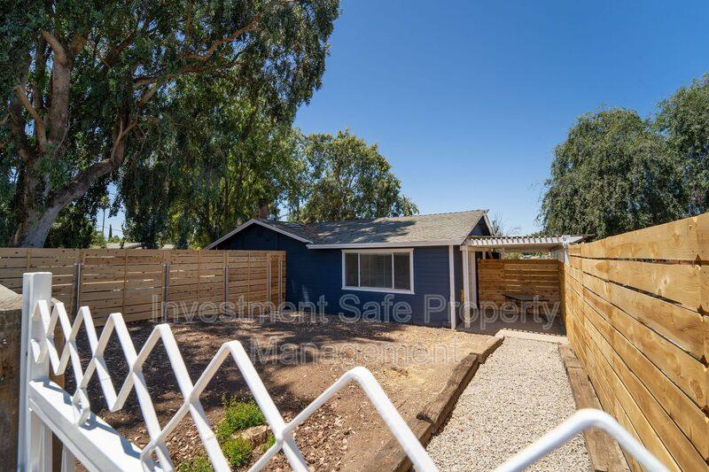 House for rent at 2707 Robertson St #GRANNY Flat, Ramona, CA 92065