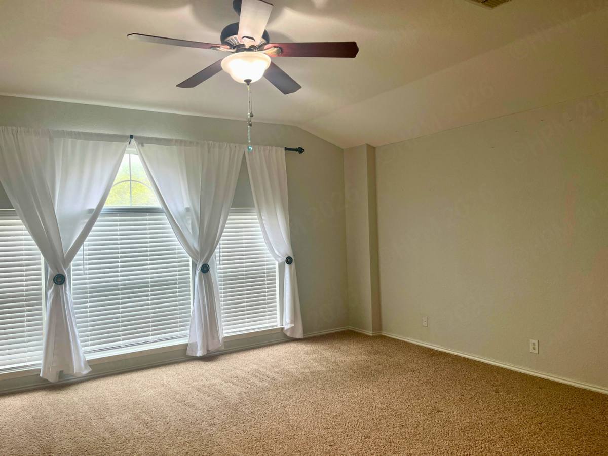 House for rent at 324 Willow Loop, Cibolo, TX 78108