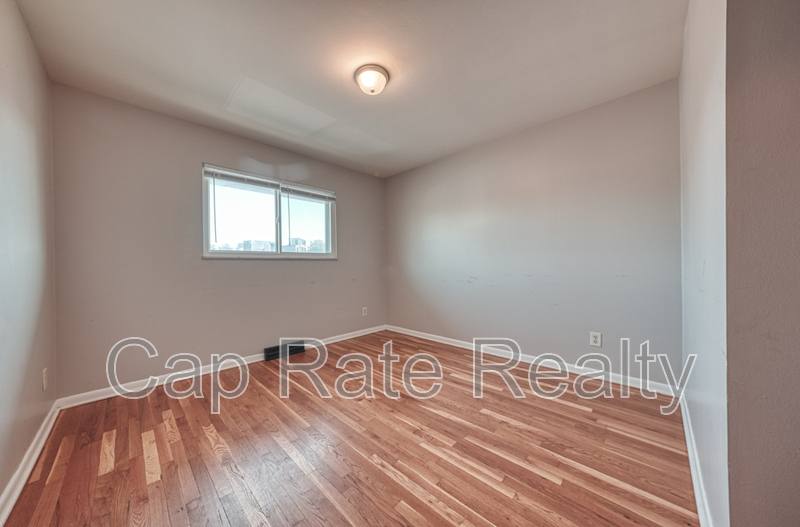 Apartment for rent at 26 S Hampton Rd #D, Columbus, OH 43213