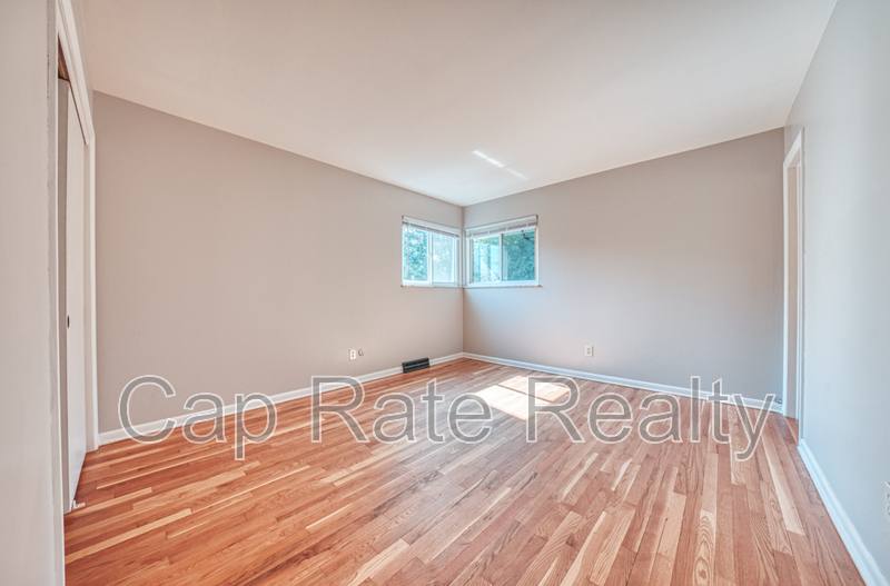 Apartment for rent at 26 S Hampton Rd #D, Columbus, OH 43213