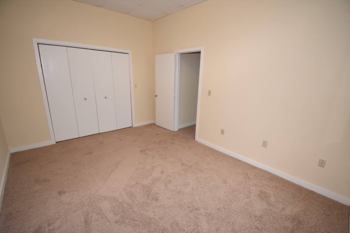 Apartment for rent at 41 Deforest St, Seymour, CT 06483