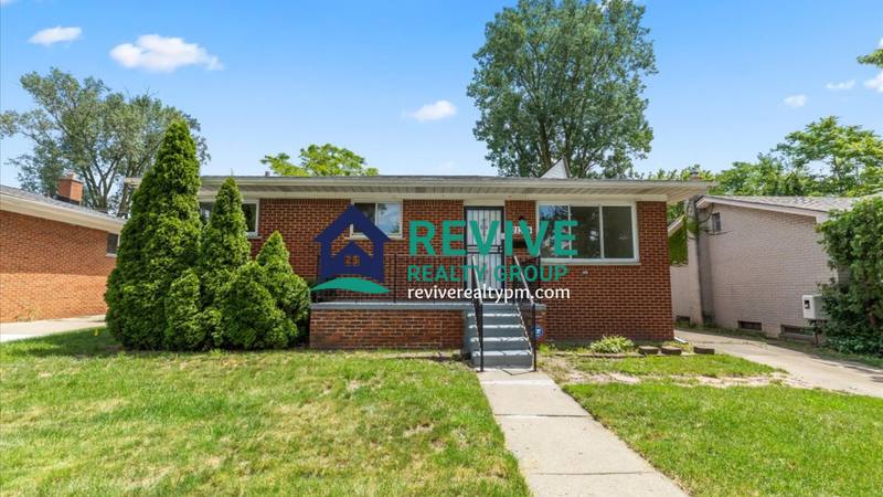 House for rent at 21374 Ithaca Ave, Ferndale, MI 48220