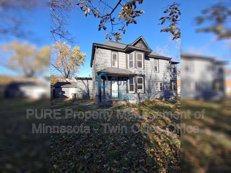 Apartment for rent at 637 Earl St #2, Saint Paul, MN 55106