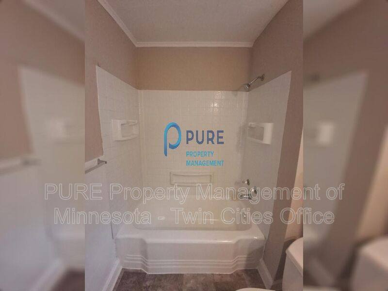 Apartment for rent at 637 Earl St #2, Saint Paul, MN 55106