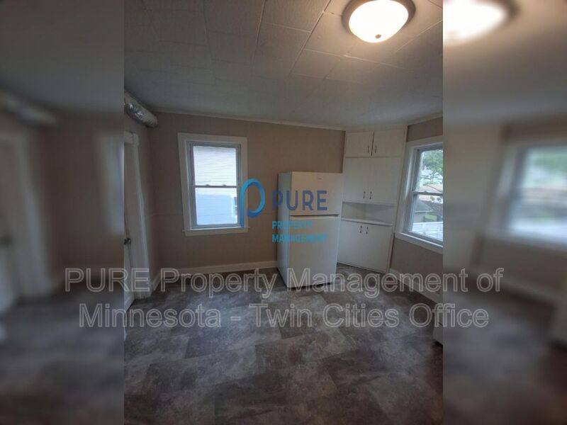 Apartment for rent at 637 Earl St #2, Saint Paul, MN 55106