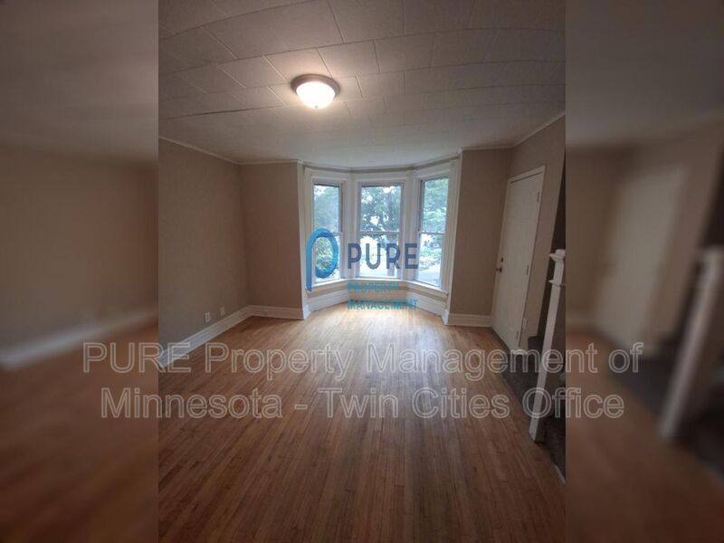 Apartment for rent at 637 Earl St #2, Saint Paul, MN 55106