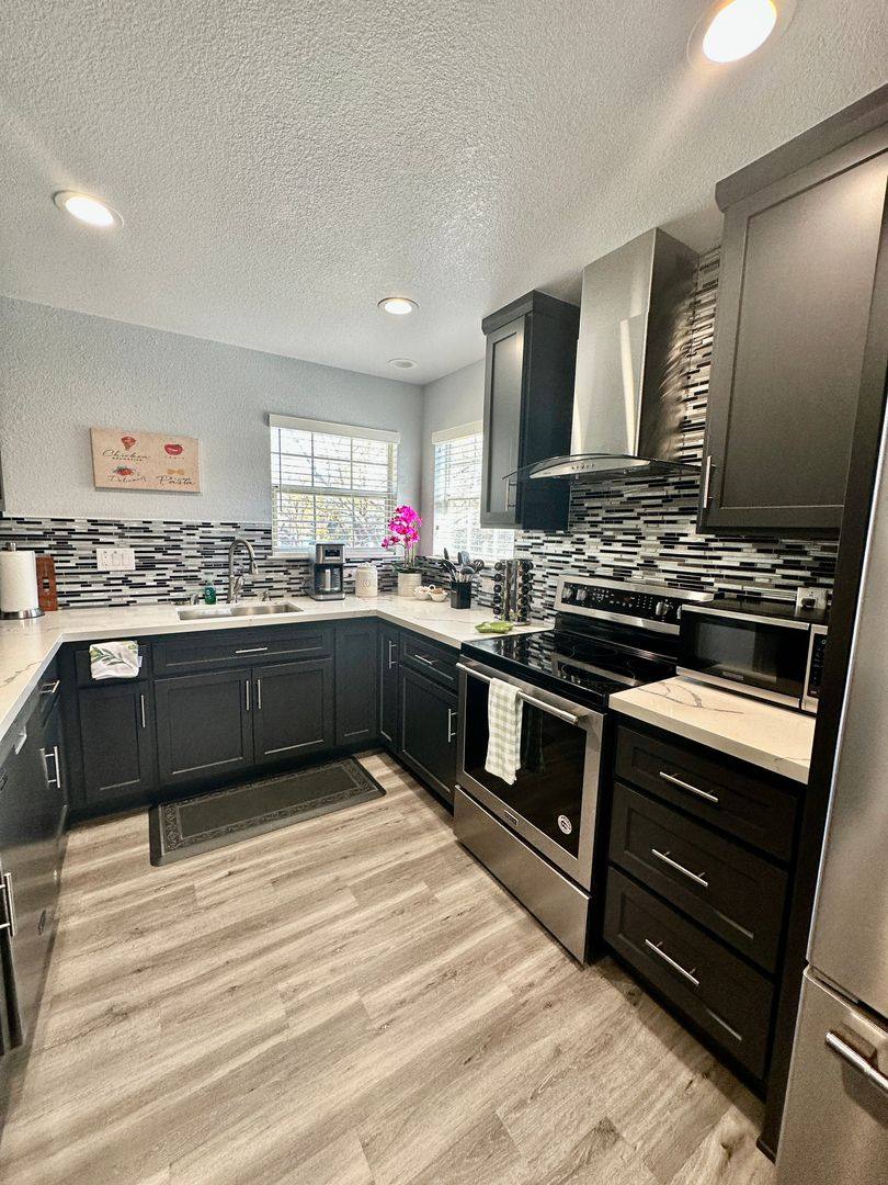 Apartment for rent at 231 3rd St, Davis, CA 95616