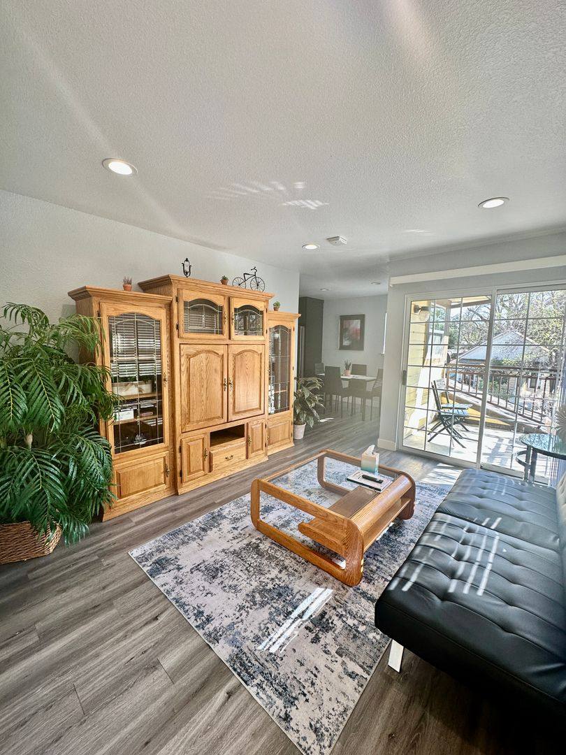 Apartment for rent at 231 3rd St, Davis, CA 95616