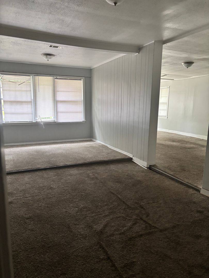 House for rent at 3211 Charleston Dr, Jackson, MS 39212