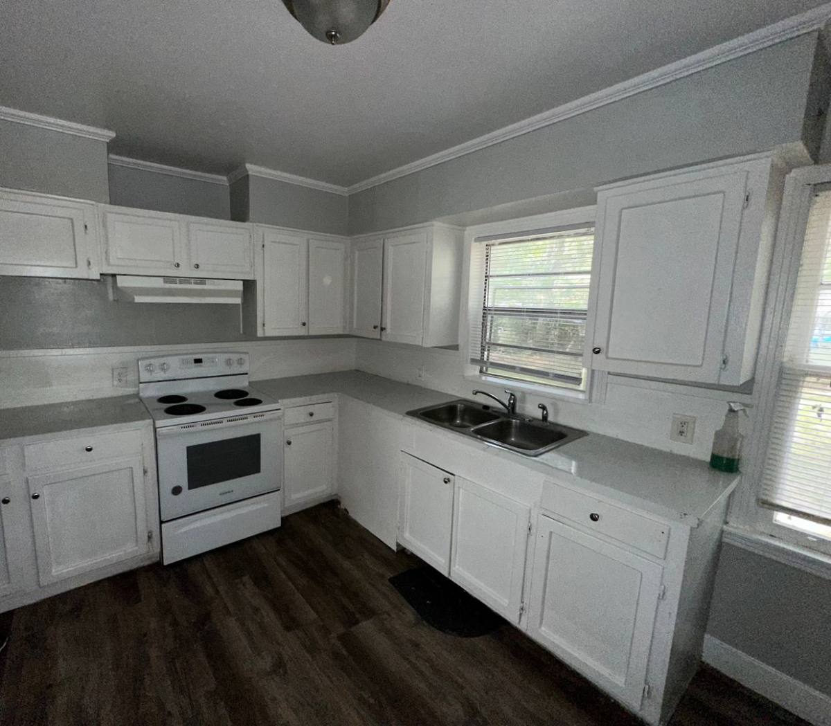 House for rent at 3211 Charleston Dr, Jackson, MS 39212
