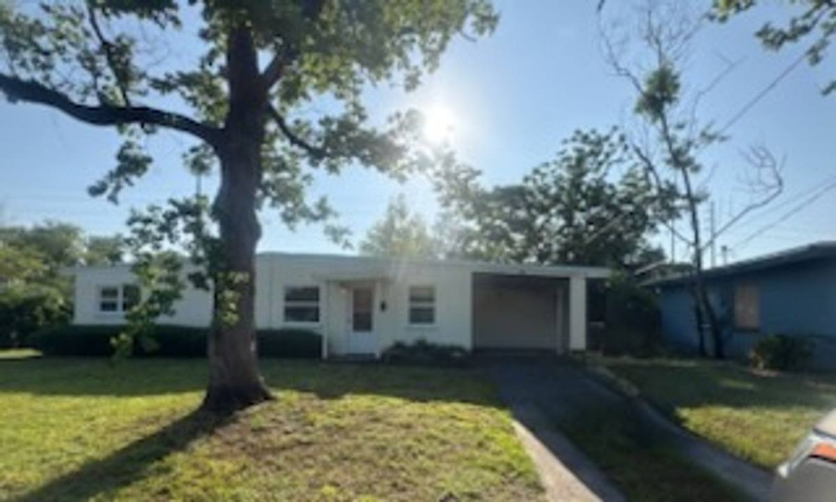 House for rent at 247 Cocos Dr, Orlando, FL 32807