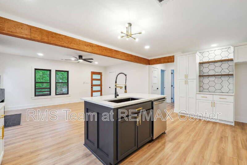 House for rent at 1448 Westboro Dr SW, Atlanta, GA 30310