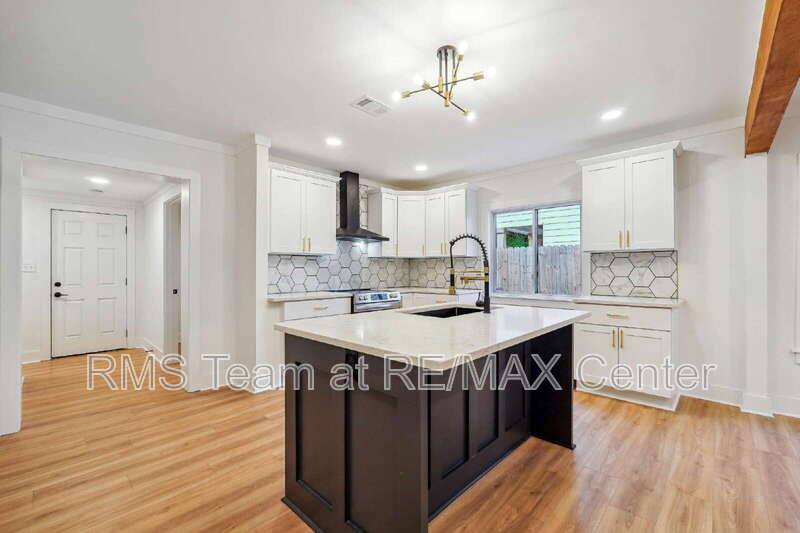 House for rent at 1448 Westboro Dr SW, Atlanta, GA 30310