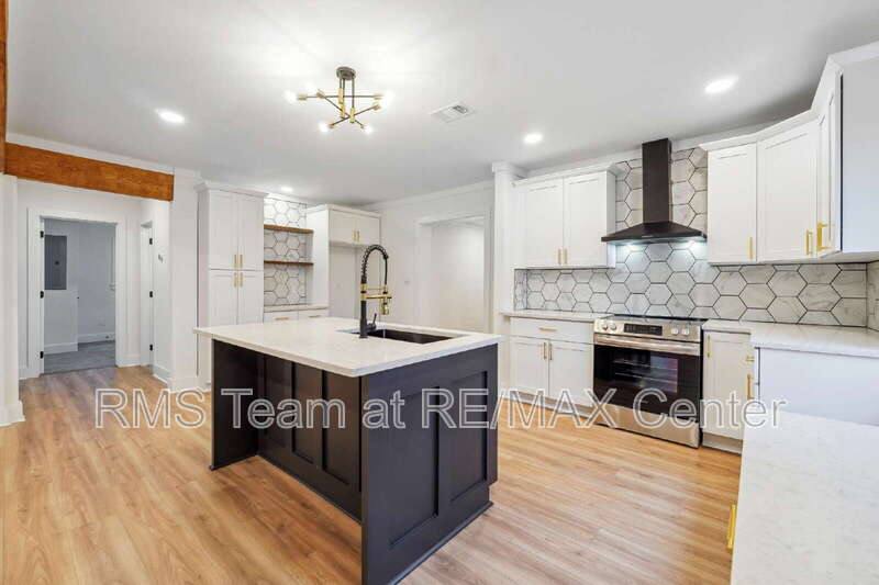 House for rent at 1448 Westboro Dr SW, Atlanta, GA 30310