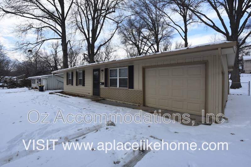 House for rent at 8506 E 91st Terrace, Kansas City, MO 64138