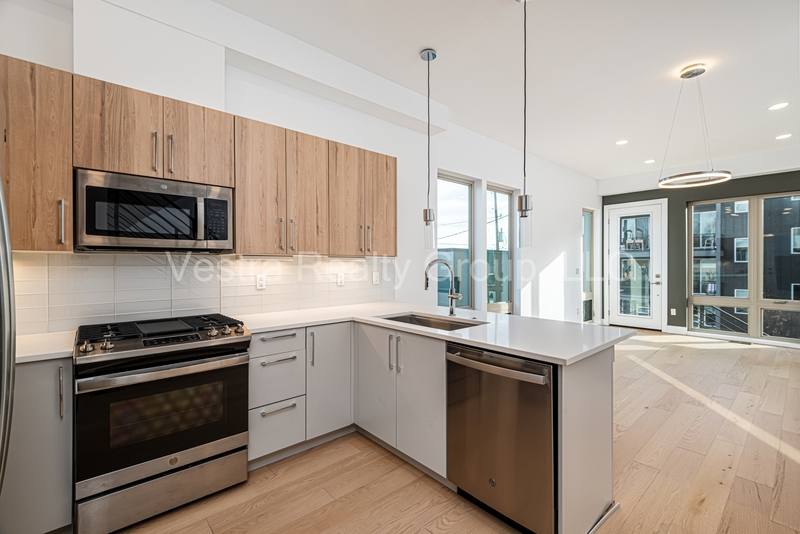 Townhouse for rent at 1306 Osceola St, Denver, CO 80204