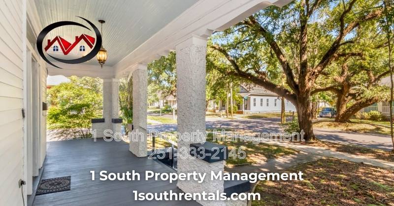Townhouse for rent at 250 Tuttle Ave #B, Mobile, AL 36604