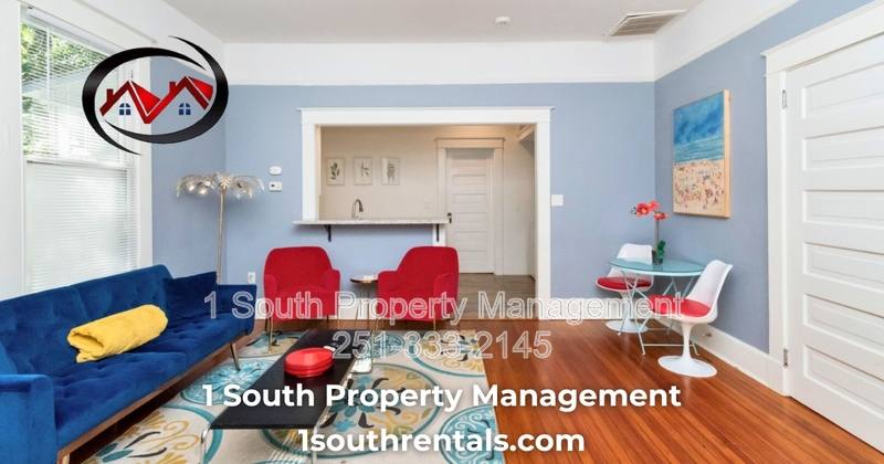Townhouse for rent at 250 Tuttle Ave #B, Mobile, AL 36604