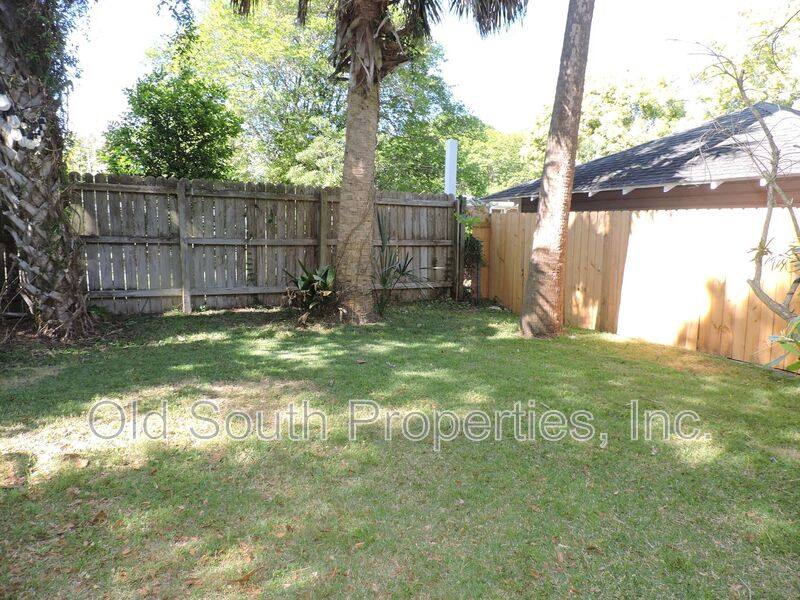 House for rent at 1704 E Lee St, Pensacola, FL 32503