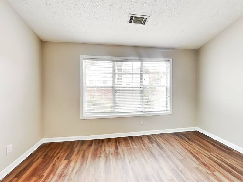 House for rent at 2490 Insdale Trace NW, Acworth, GA 30101