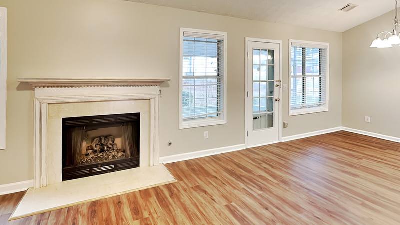 House for rent at 2490 Insdale Trace NW, Acworth, GA 30101