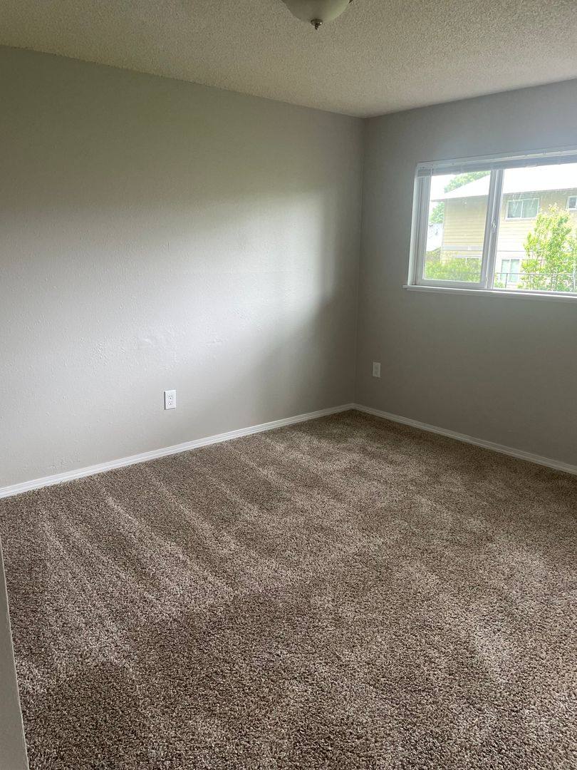 Apartment for rent at 3129 NE 13th St, Gresham, OR 97030