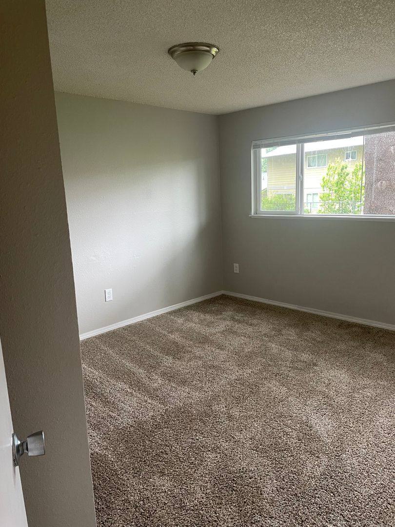 Apartment for rent at 3129 NE 13th St, Gresham, OR 97030