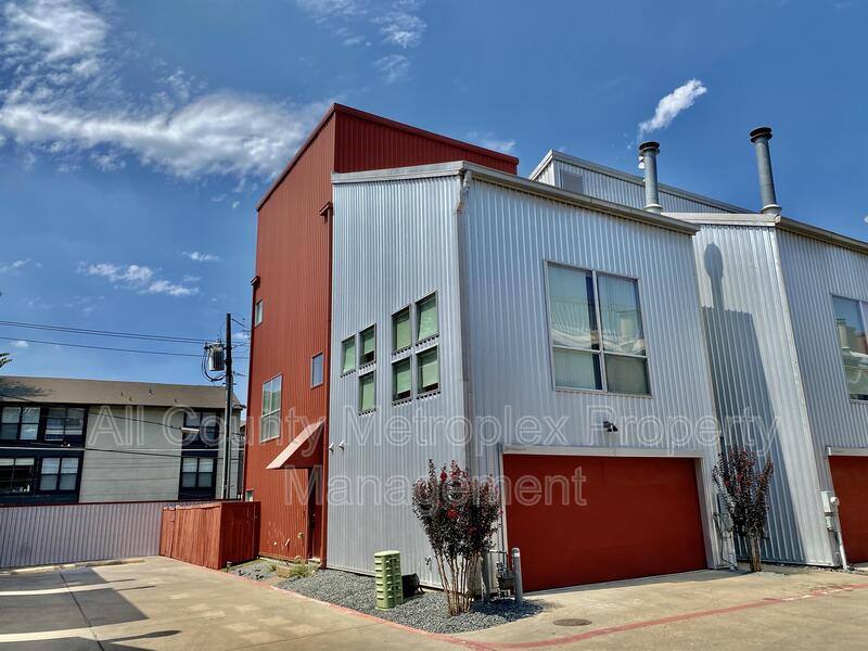 Townhouse for rent at 4213 Dickason Ave #18, Dallas, TX 75219