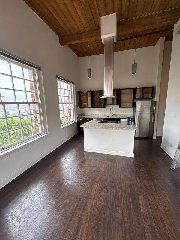Apartment for rent at 344 N Charles St #406, Baltimore, MD 21201