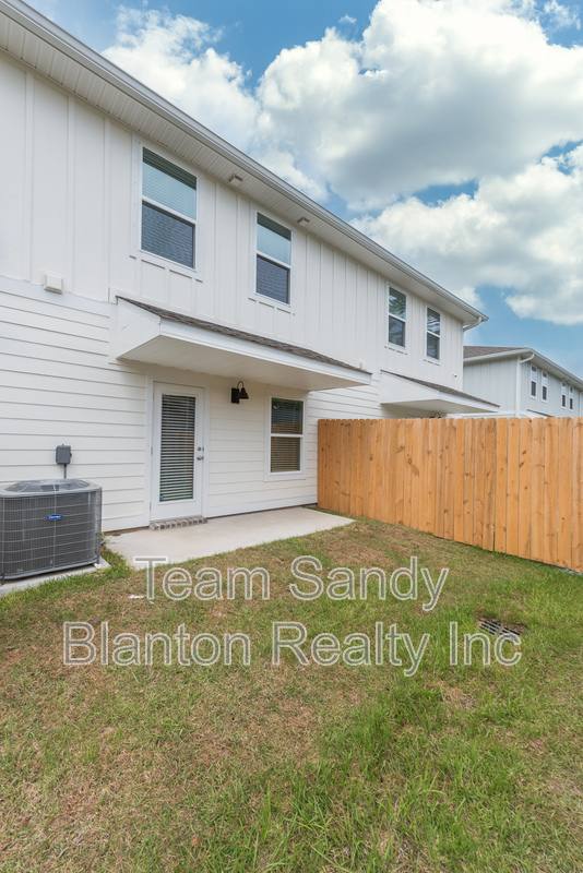 Townhouse for rent at 8706 Meadow Flower Lane, Pensacola, FL 32514