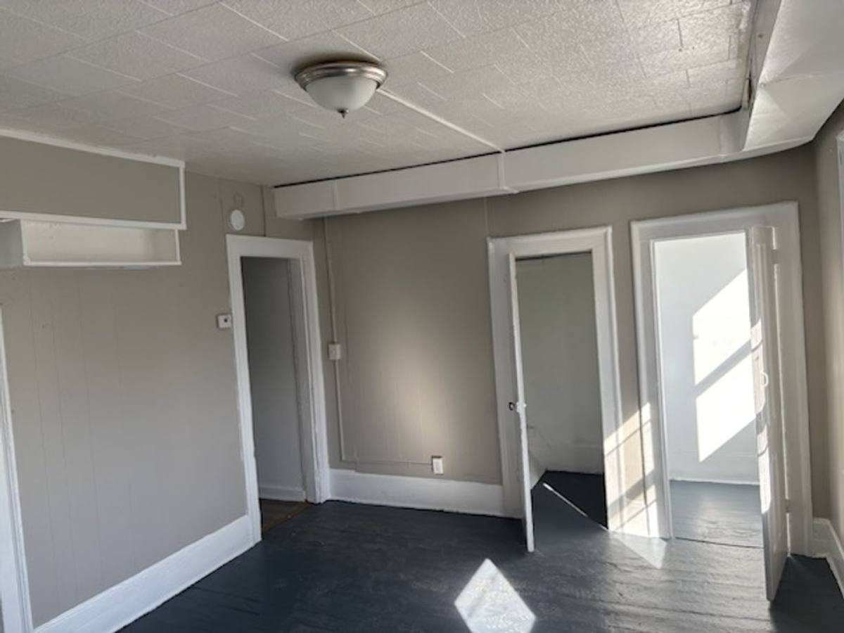 Apartment for rent at 104 Steuben St, Syracuse, NY 13208