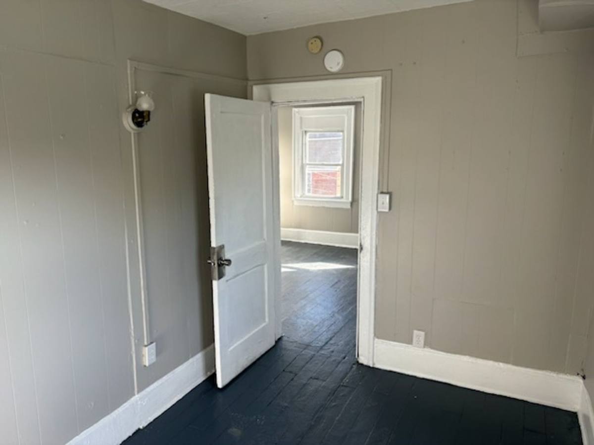 Apartment for rent at 104 Steuben St, Syracuse, NY 13208