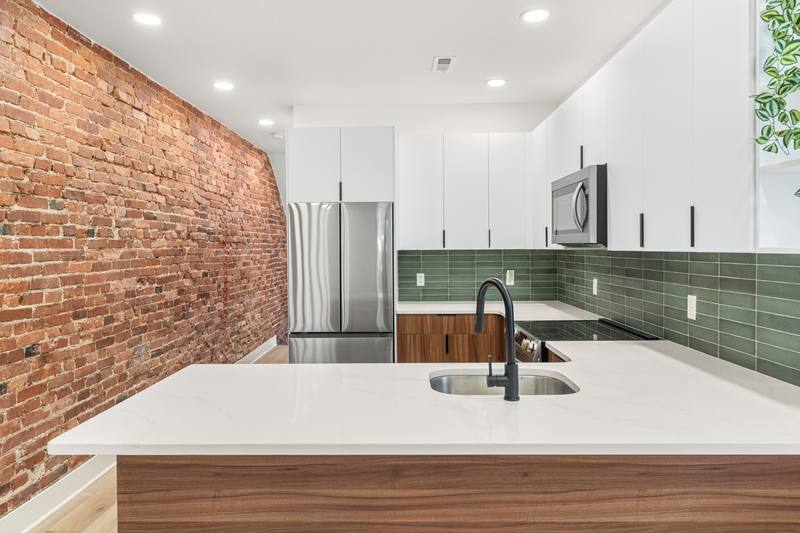 Apartment for rent at 4503 N 19th St #2, Philadelphia, PA 19140