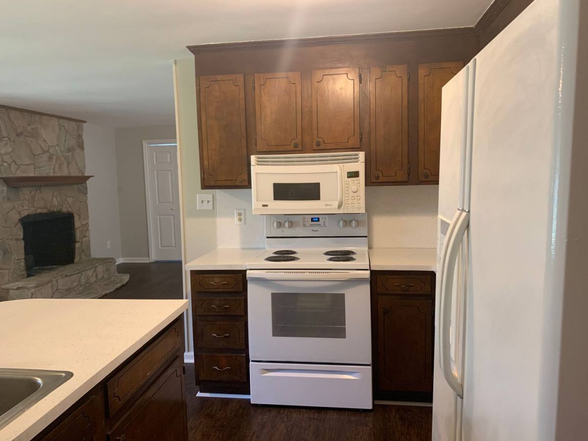House for rent at 2995 Wonderland Lane, Conover, NC 28613