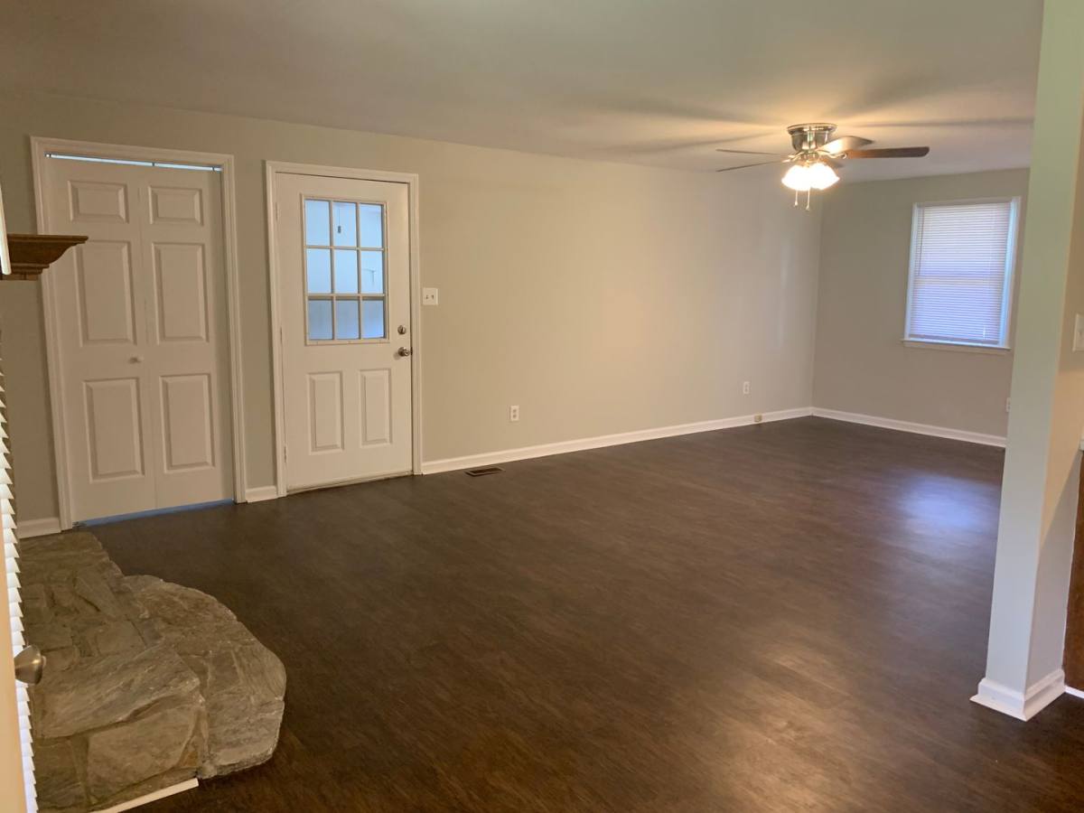 House for rent at 2995 Wonderland Lane, Conover, NC 28613